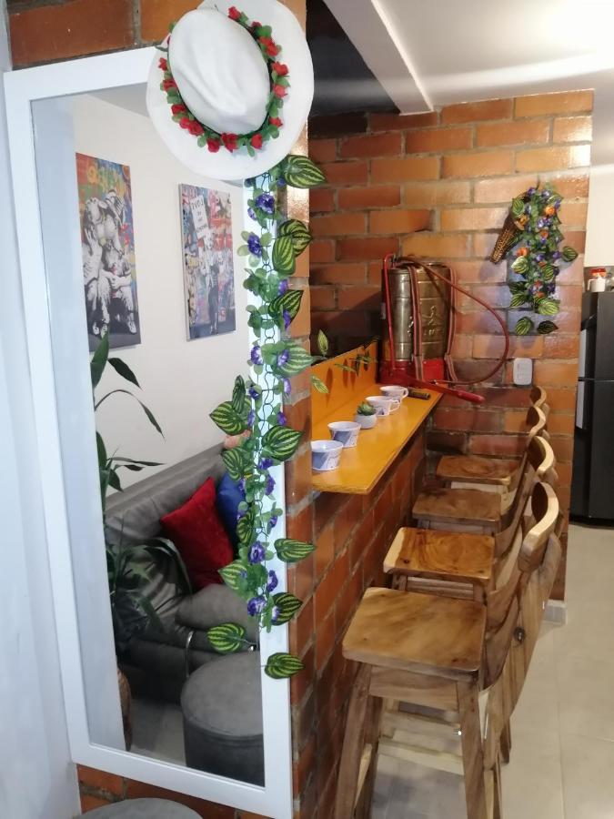 Coffee Flores Gabriel Apartment Саленто Стая снимка