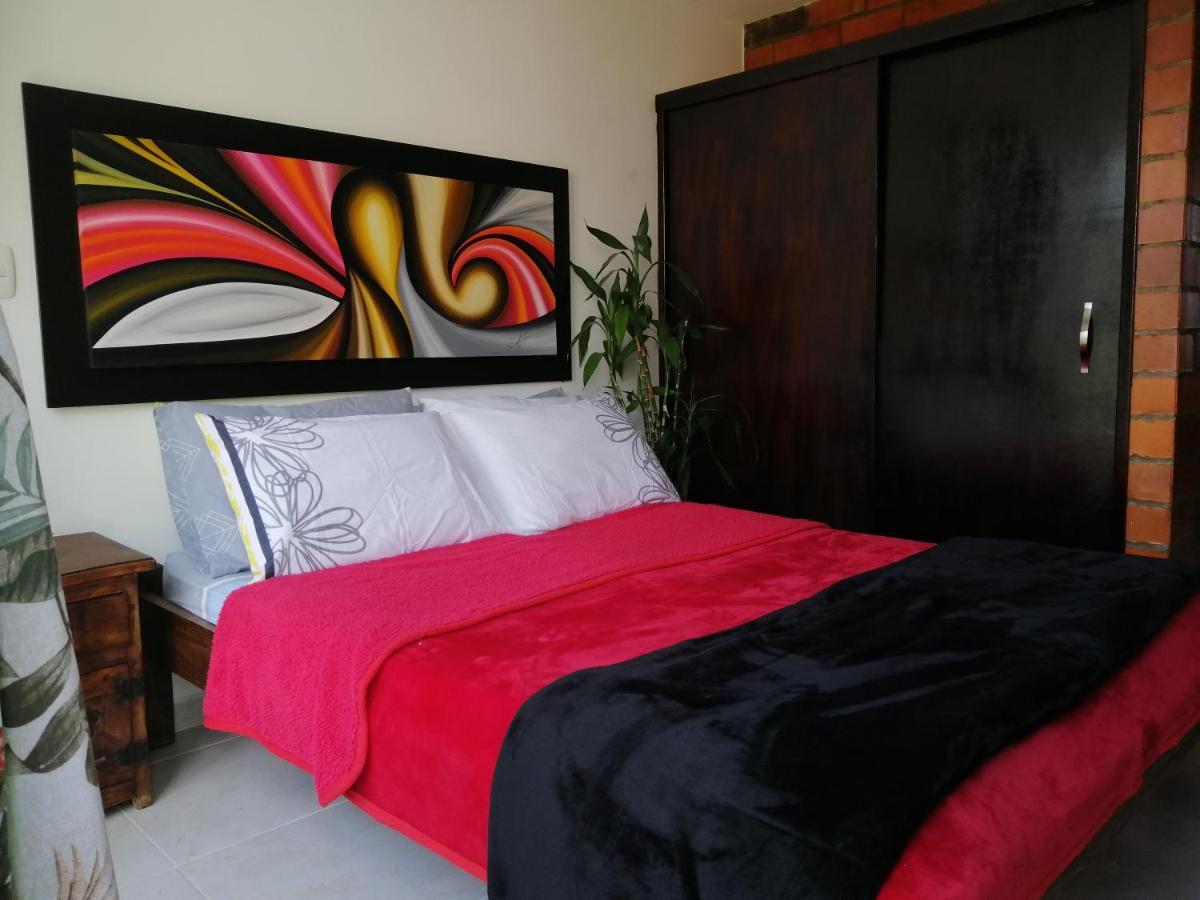 Coffee Flores Gabriel Apartment Саленто Екстериор снимка