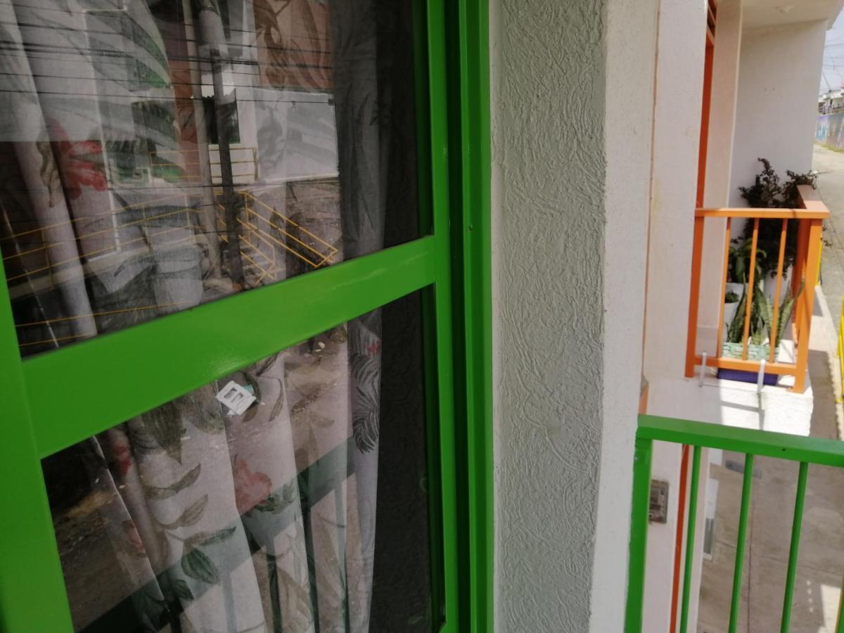 Coffee Flores Gabriel Apartment Саленто Екстериор снимка